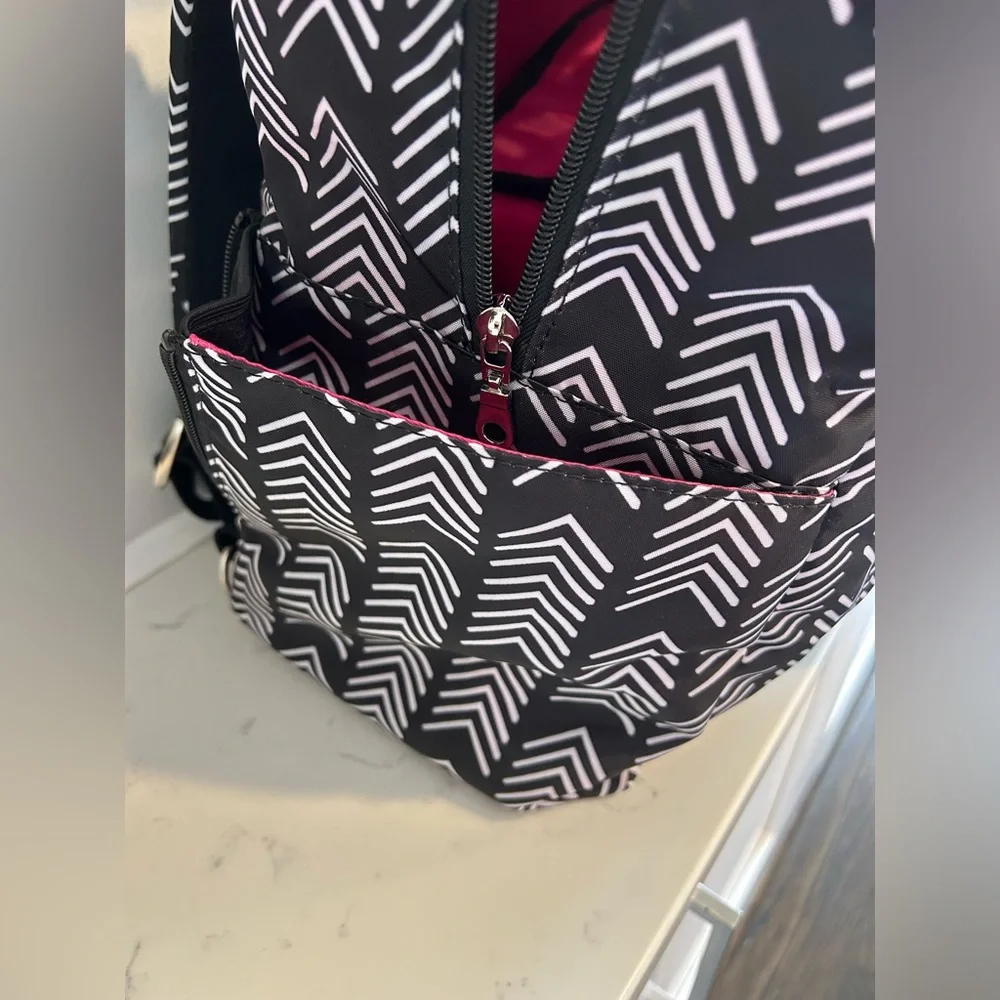 Sarah Wells pumping backpack set - Picture 6 of 10